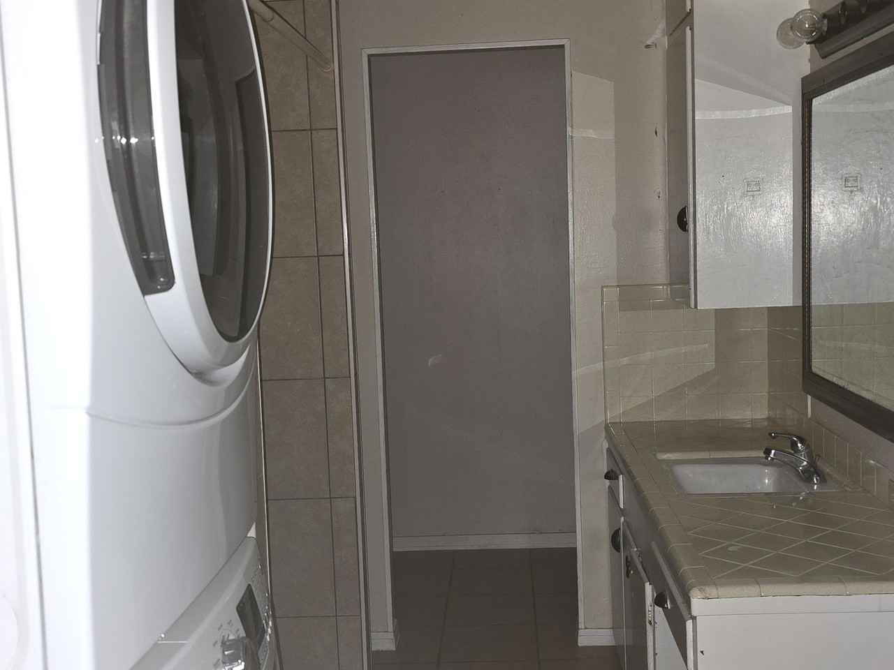 2505 W Harris Ave - Photo 7 of 7