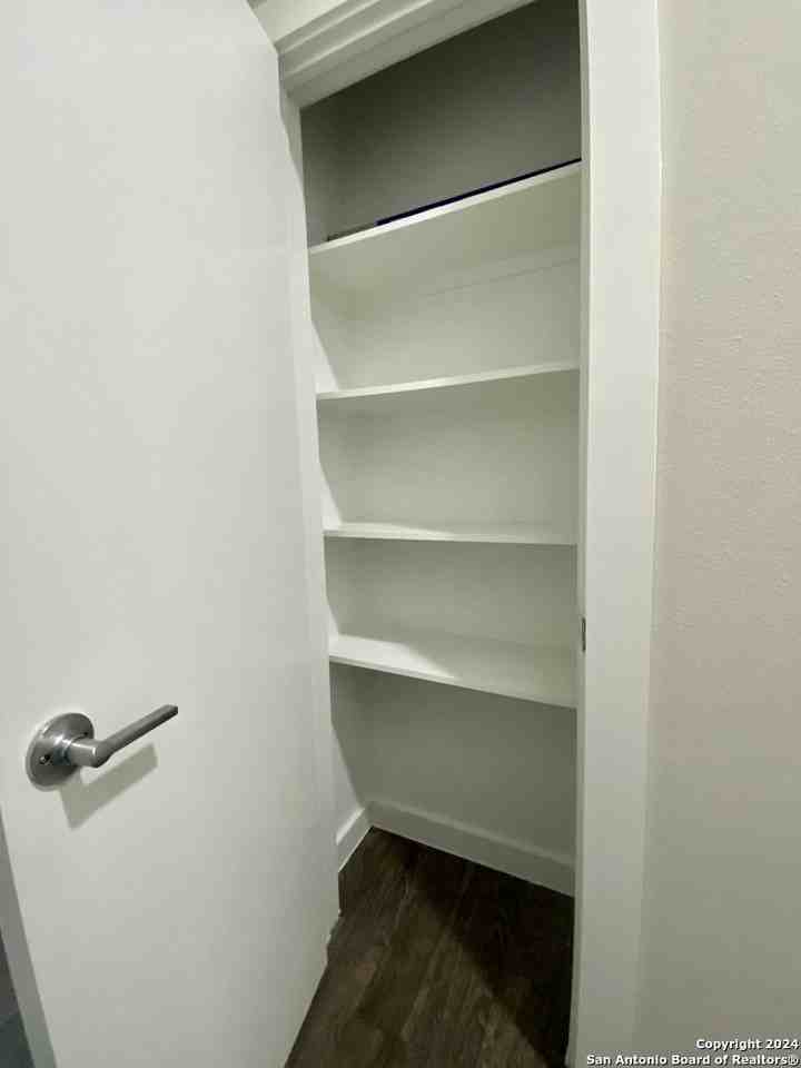 330 Clay St #28 - Photo 7 of 31