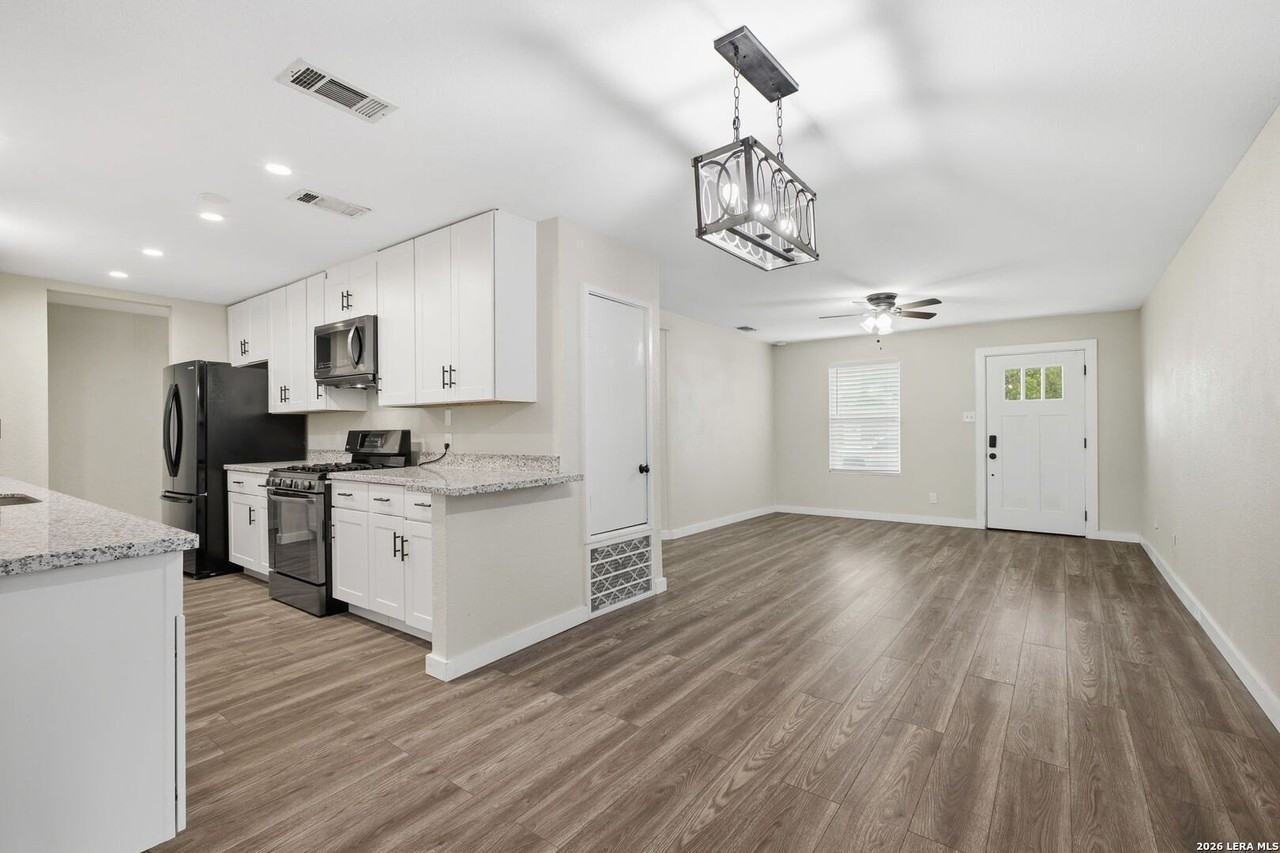 435 Creath Pl - Photo 6 of 22