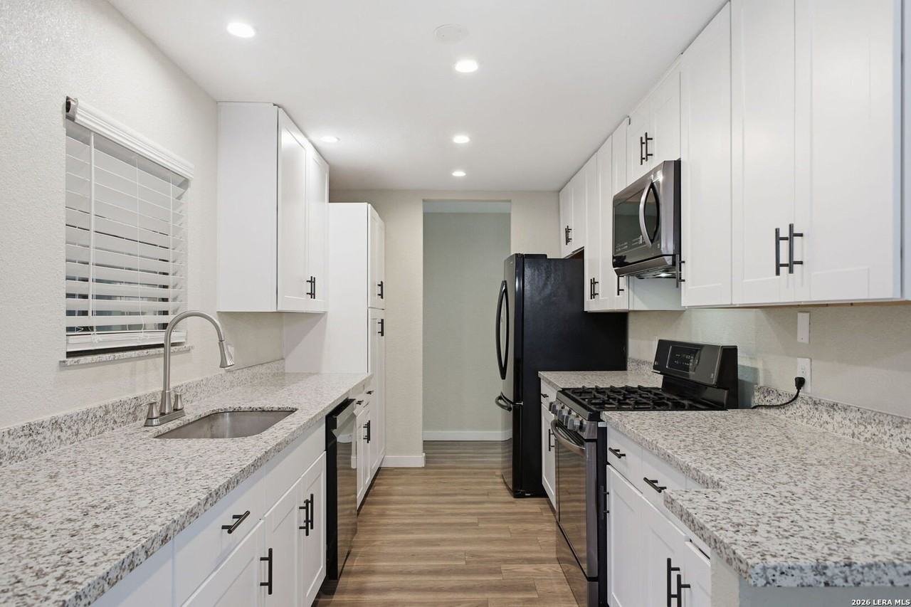 435 Creath Pl - Photo 7 of 22