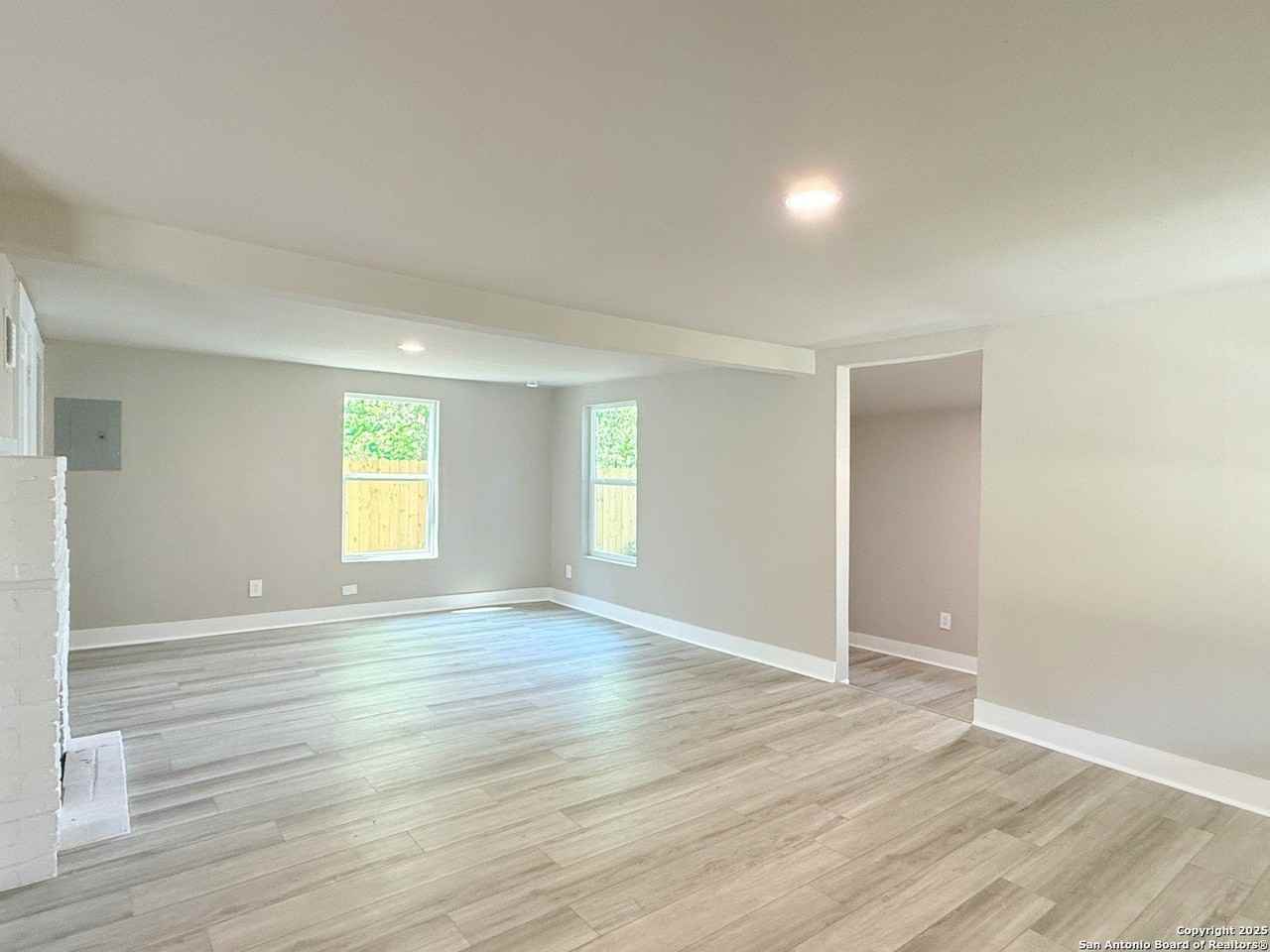 312 Avondale Ave - Photo 5 of 30