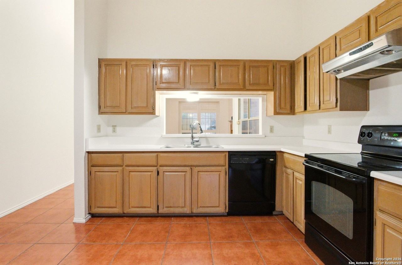13802 Blenhein Rdg - Photo 5 of 33