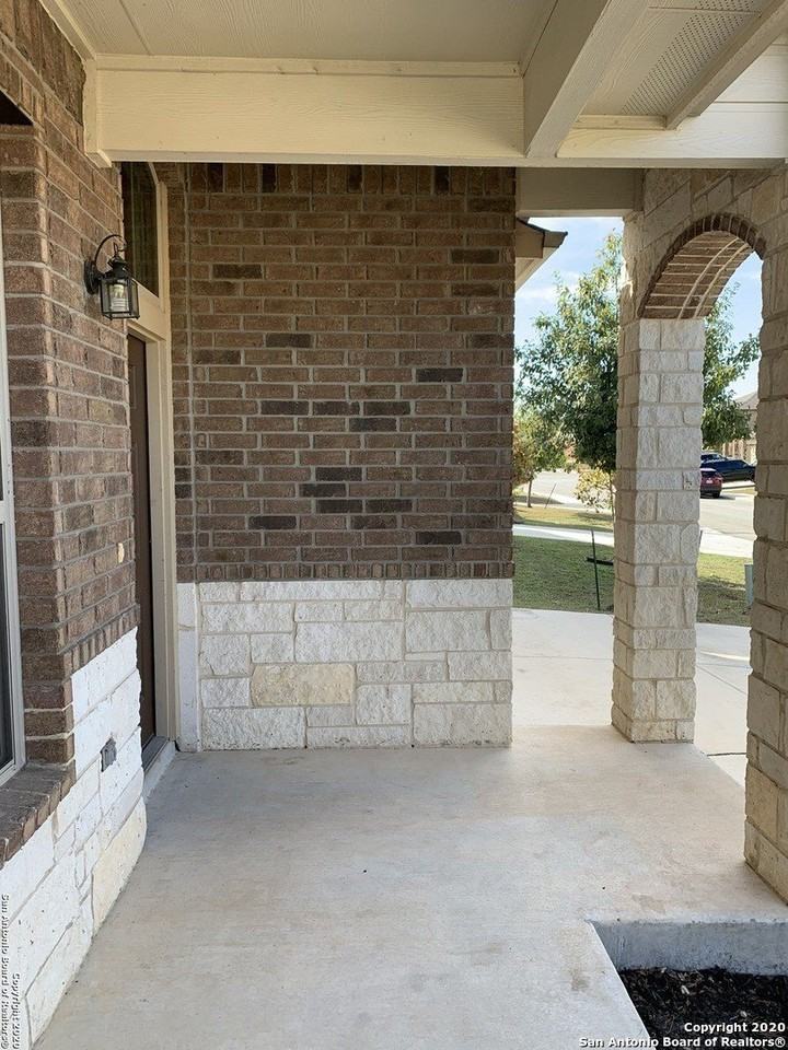 8418 Meadow Plns - Photo 4 of 27