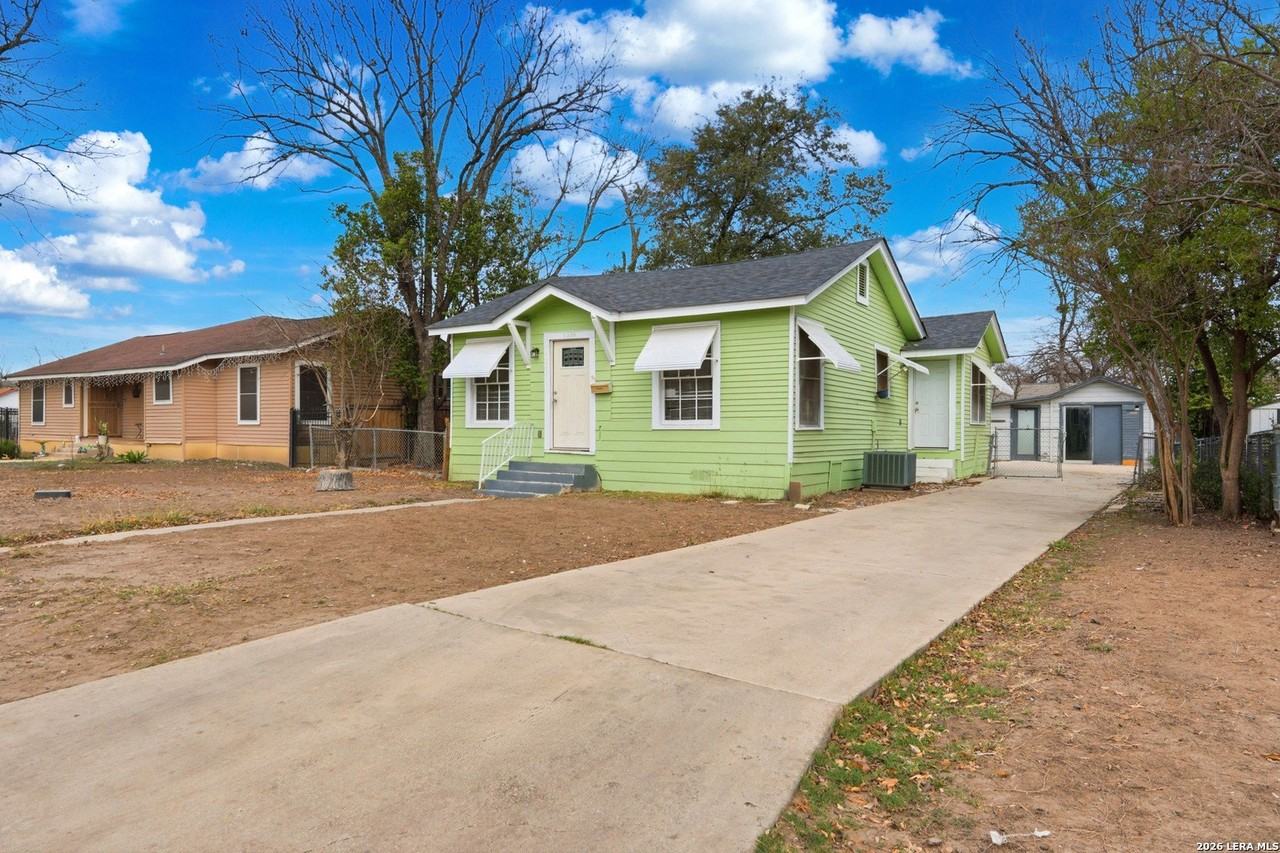 1235 Sims Ave - Photo 5 of 28