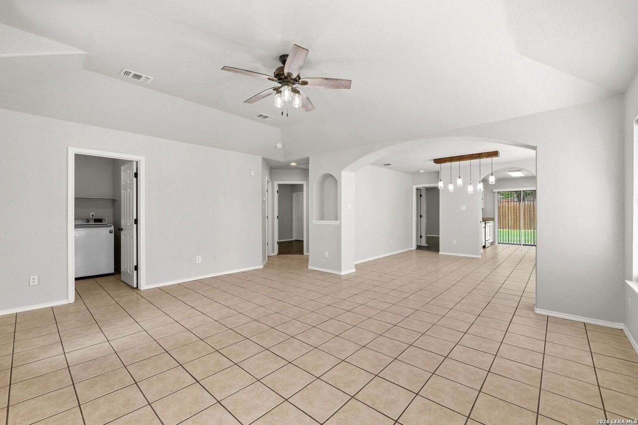 6726 Raintree Path - Photo 5 of 22
