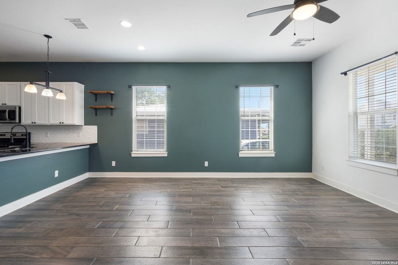 534 Rigsby Ave - Photo 6 of 18