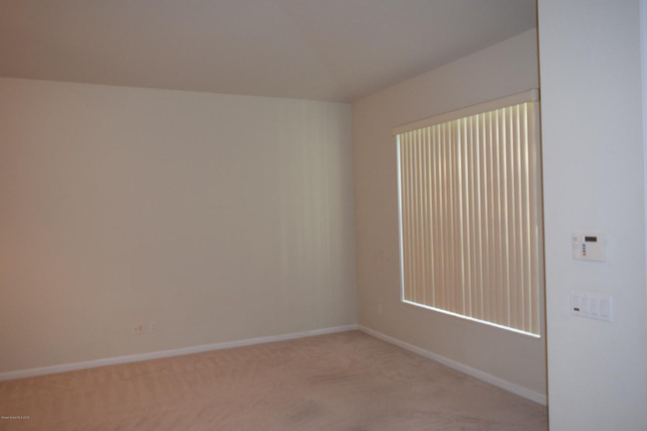 1783 Dittmer Cir Se - Photo 3 of 20