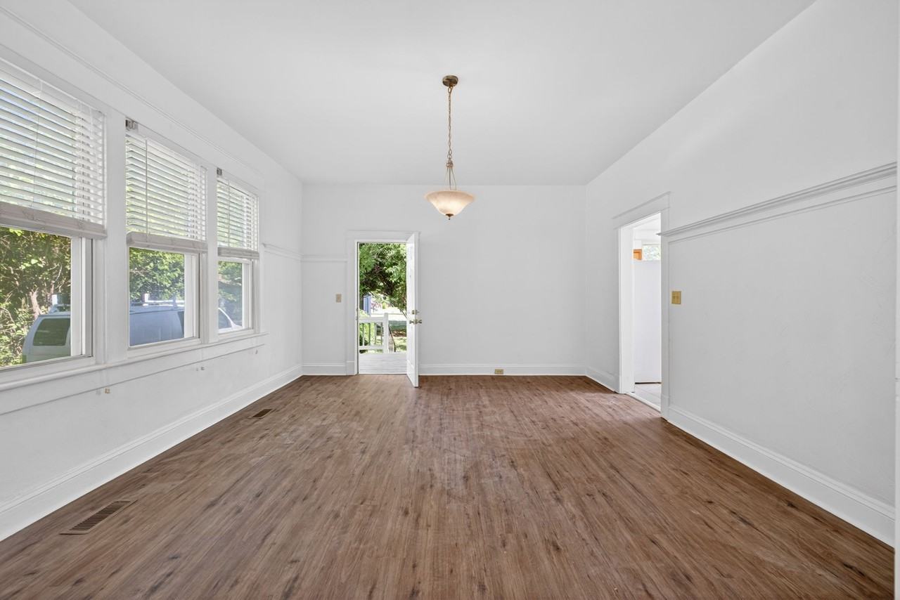 1008 Grayson St #1 - Photo 7 of 20