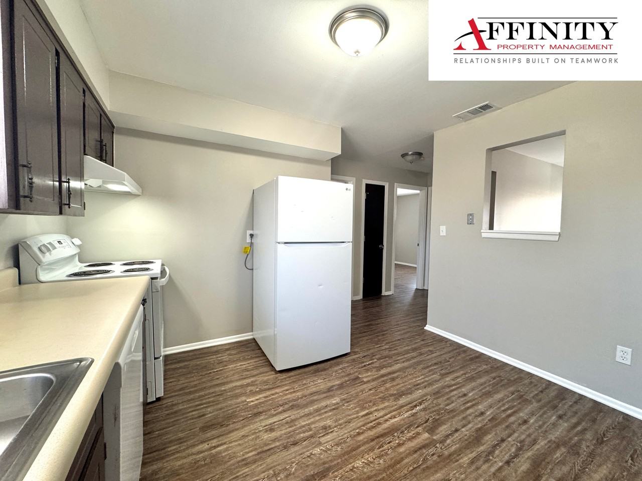 4208 Nw 57th Ter #4210 - Photo 3 of 8