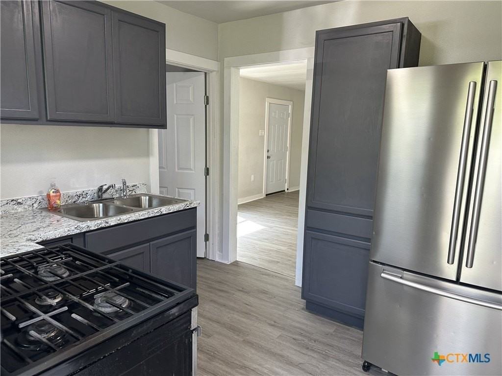 622 Scarbrough St - Photo 5 of 11