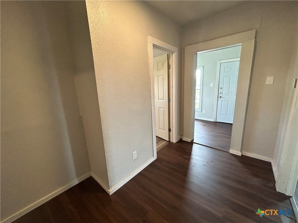 400 Symes St #A - Photo 7 of 20