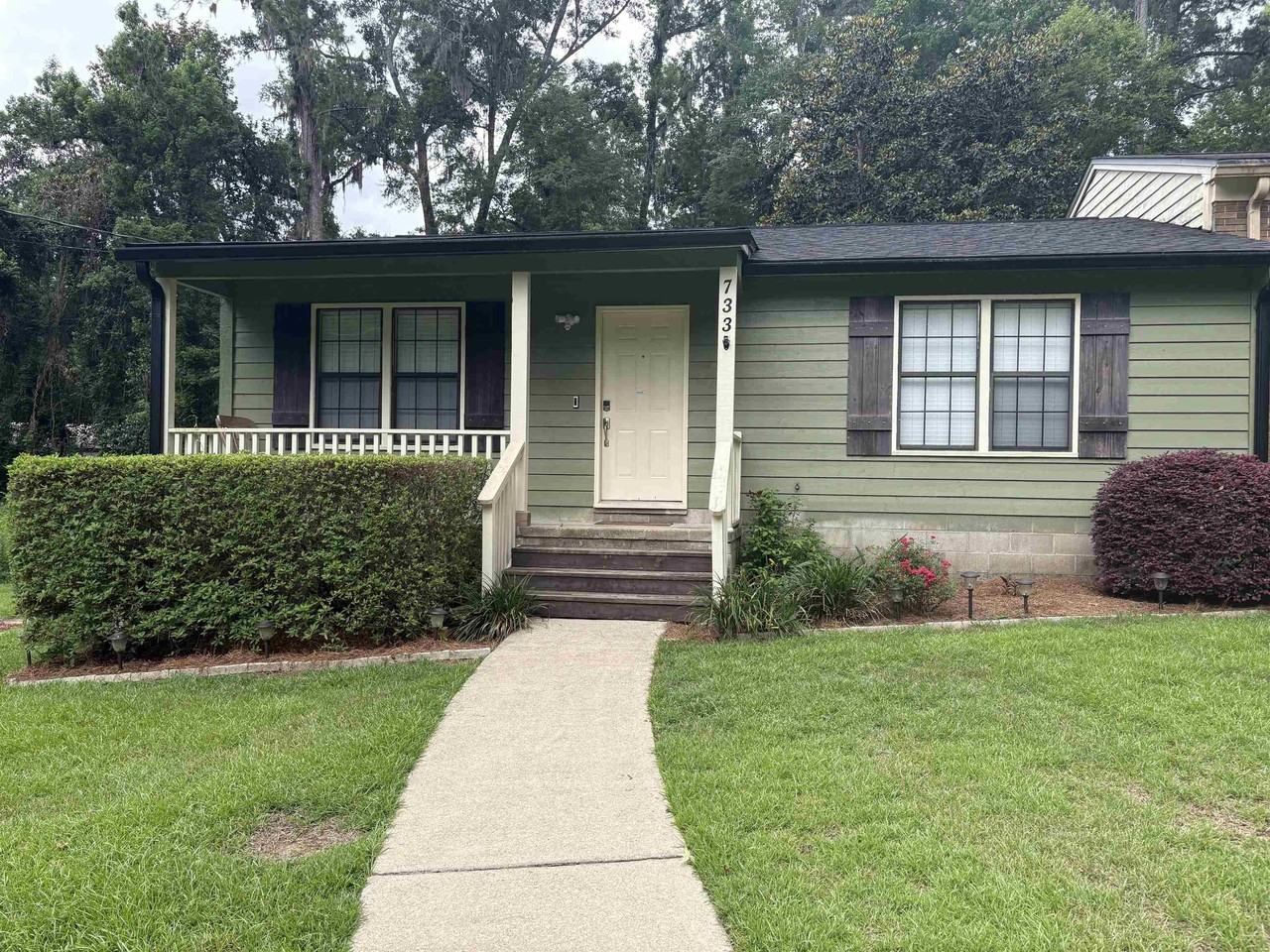733 Livingston Ct - Photo 2 of 14
