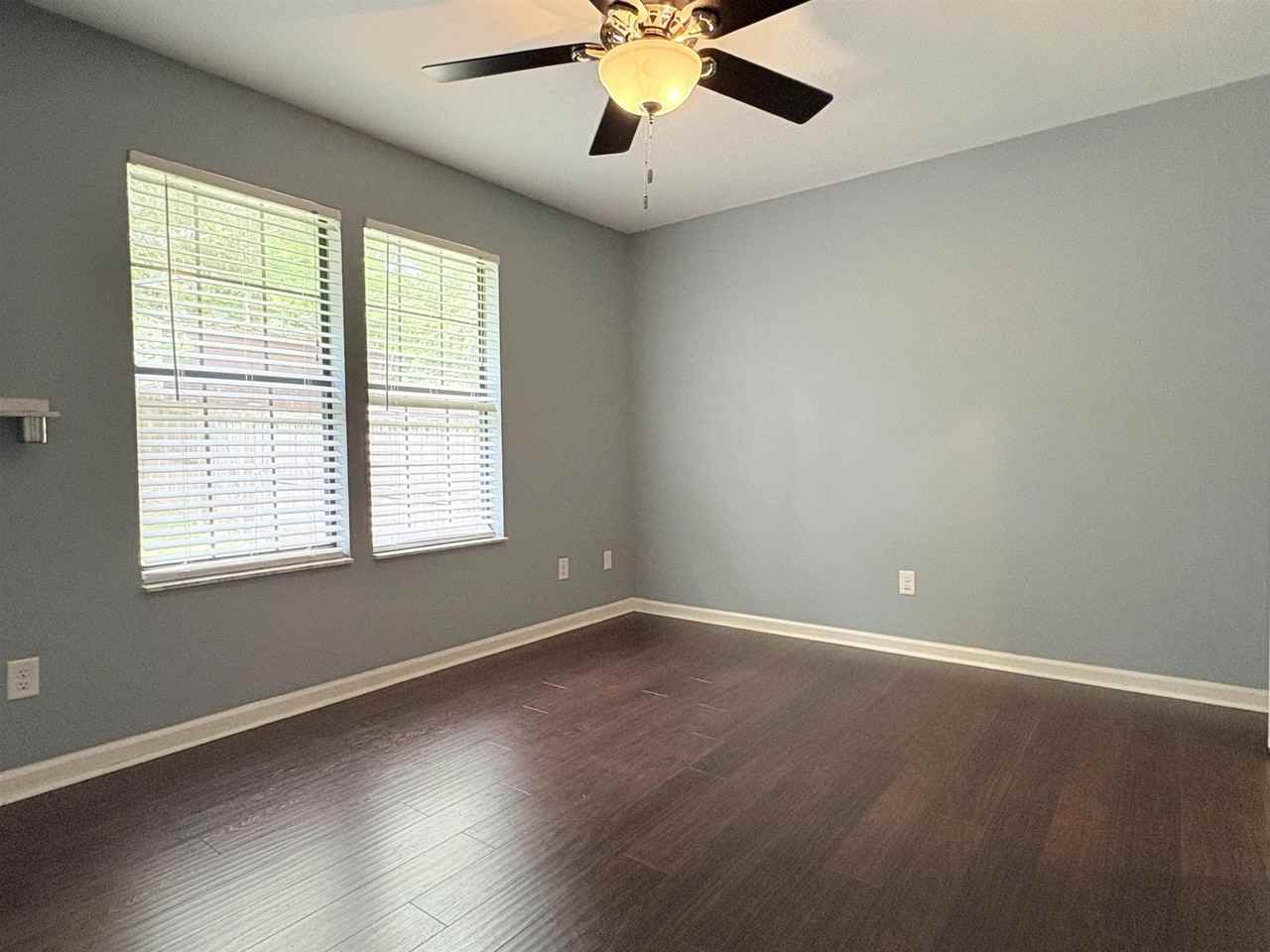 733 Livingston Ct - Photo 6 of 14