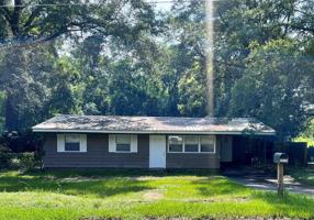 featured image of 3515 Falcon Dr