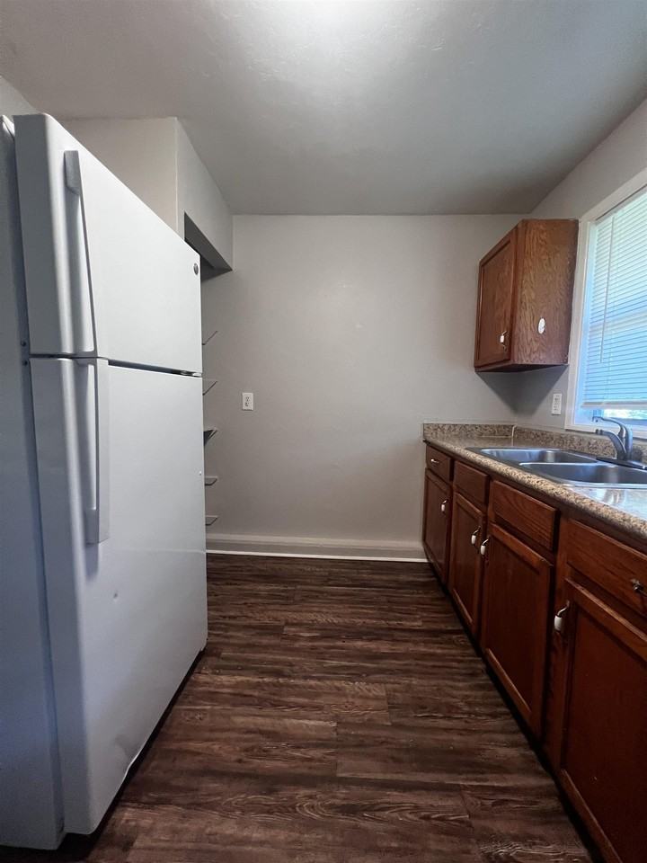3515 Falcon Dr - Photo 6 of 21