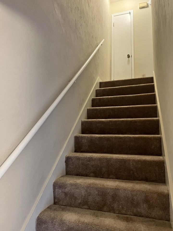 1850 Sylvan Ct - Photo 6 of 12