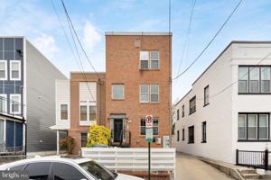 featured image of 1829 Providence St Ne #B