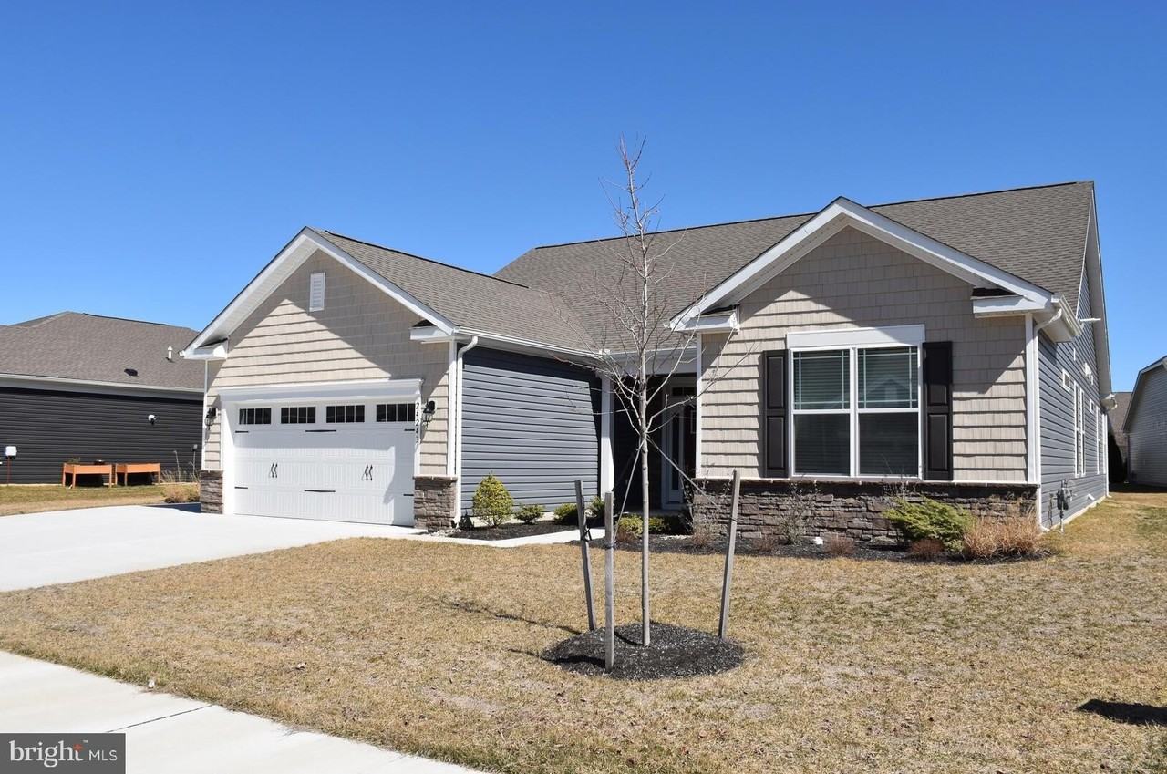 24243 W Cypress Way - Photo 2 of 19