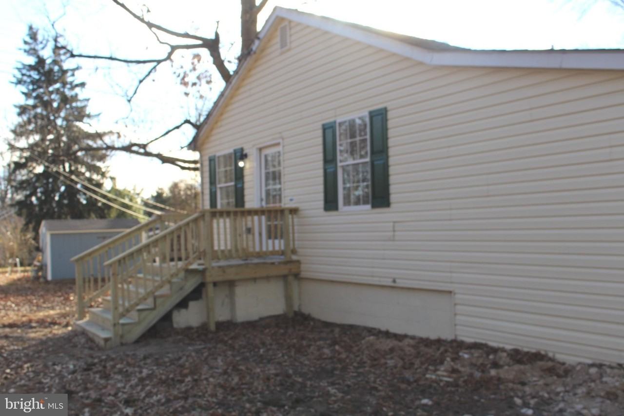 7967 Foster Ave - Photo 5 of 42