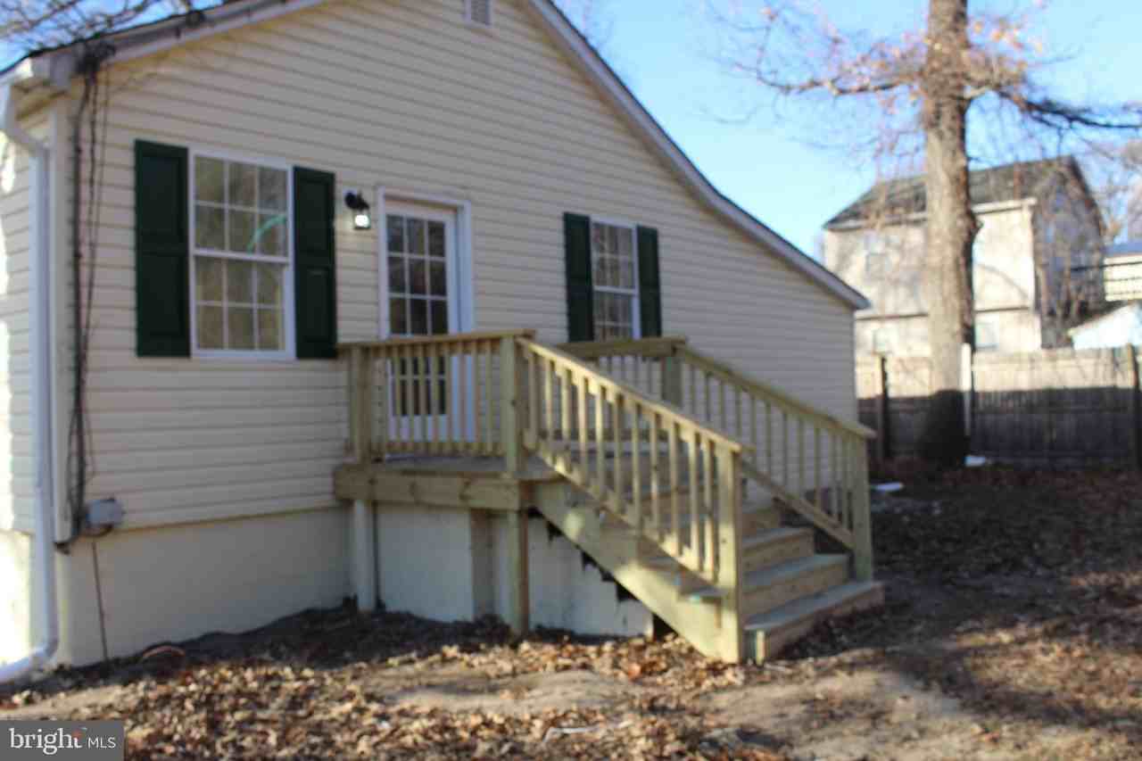 7967 Foster Ave - Photo 6 of 42