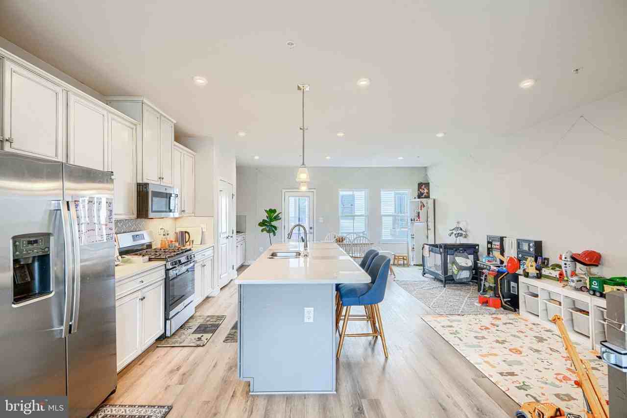 1510 Decatur St - Photo 6 of 27