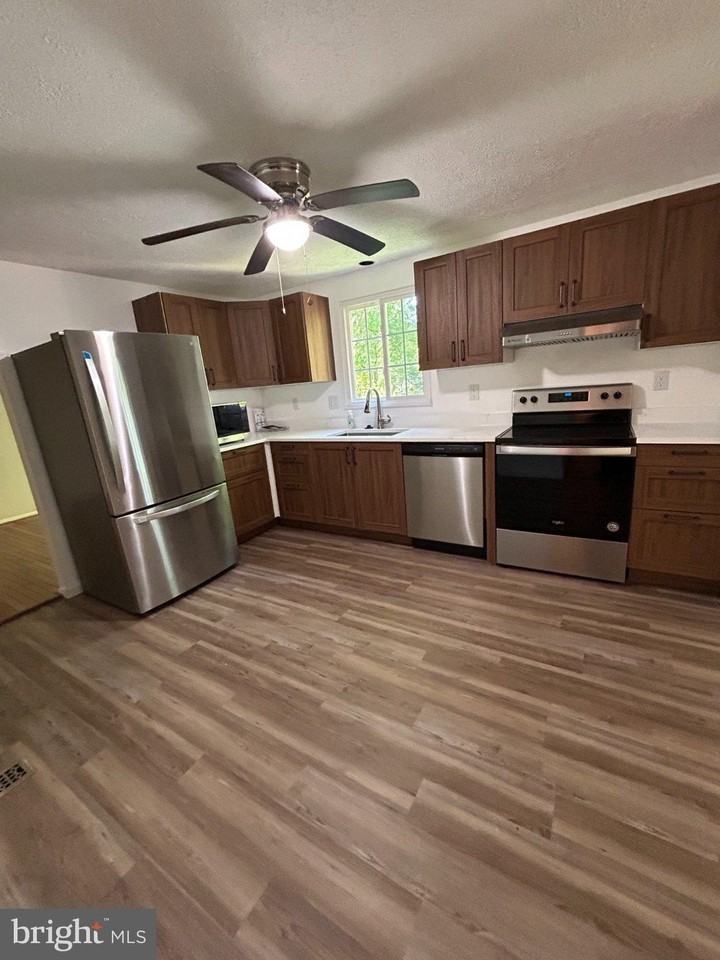 16542 Sioux Ln - Photo 3 of 26