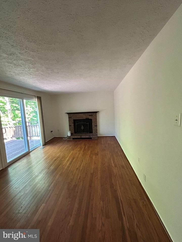 16542 Sioux Ln - Photo 4 of 26