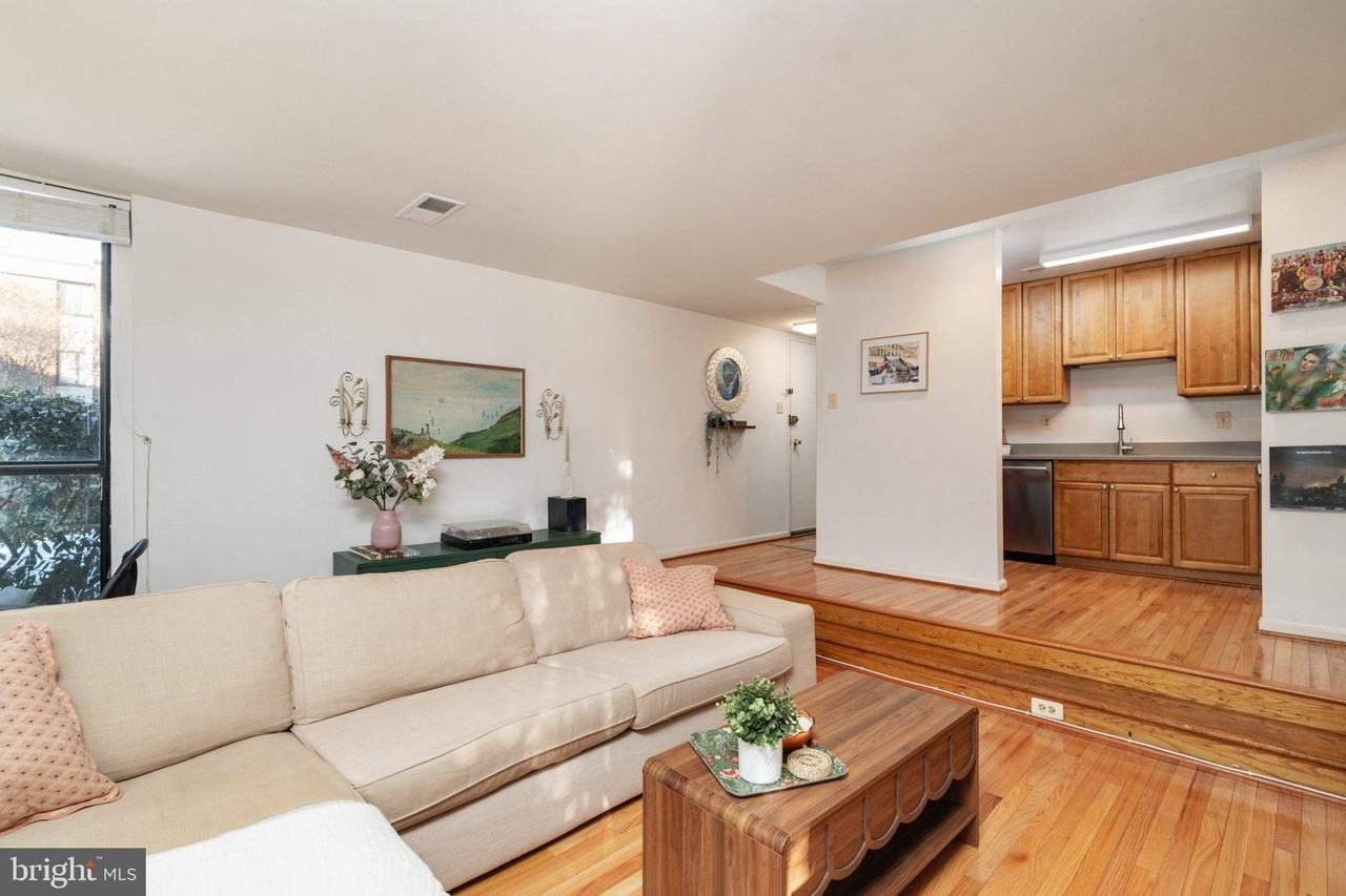 2110 Bonnywood Ln #3-102 - Photo 6 of 19