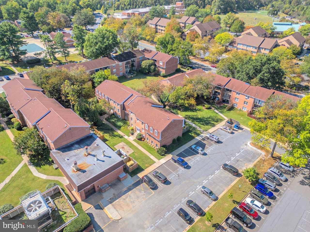 736 Quince Orchard Blvd #T2 - Photo 4 of 30