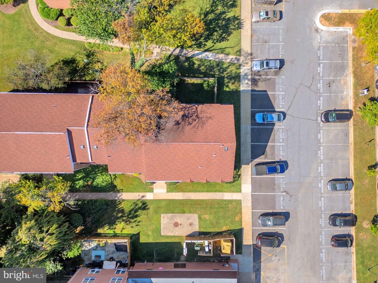 736 Quince Orchard Blvd #T2 - Photo 5 of 30
