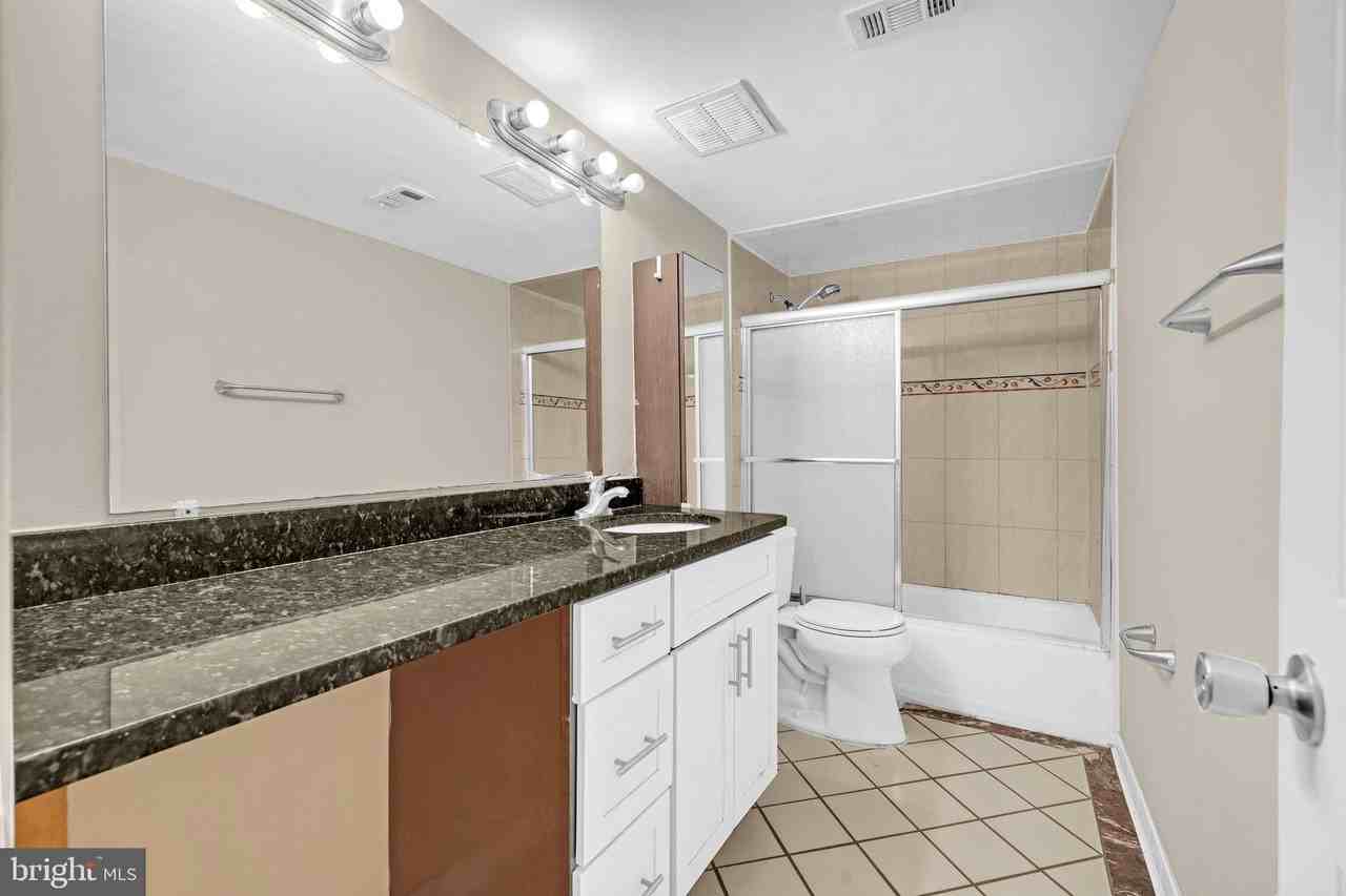 736 Quince Orchard Blvd #T2 - Photo 7 of 30