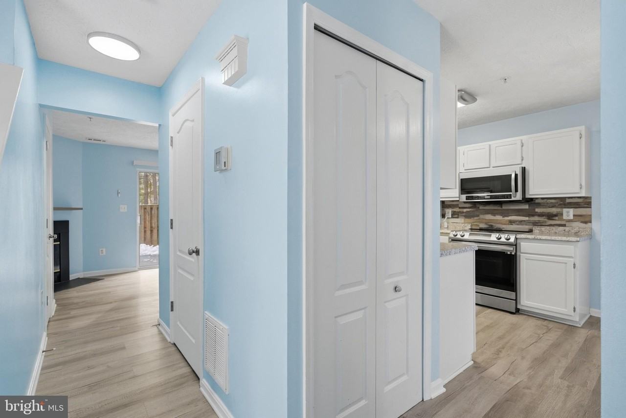 22713 Othello Ln - Photo 4 of 21