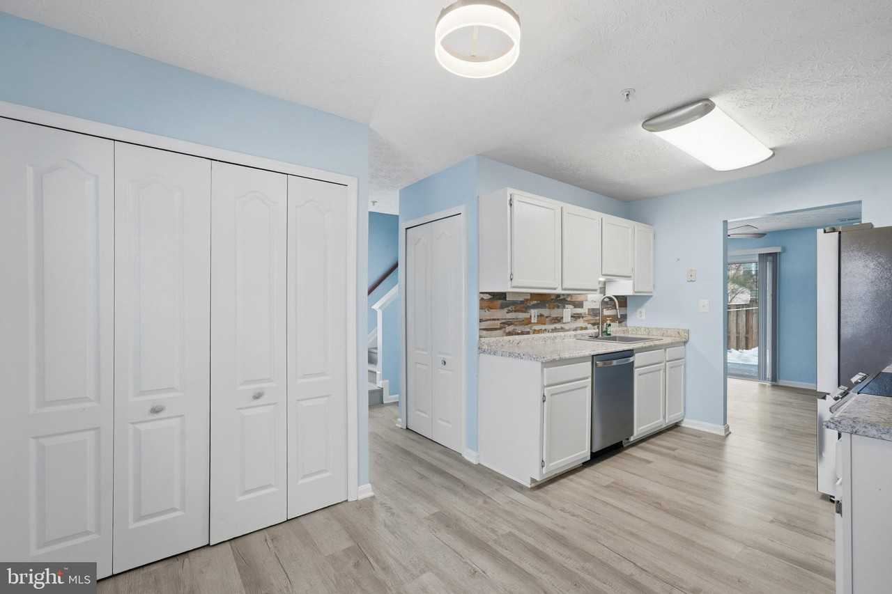 22713 Othello Ln - Photo 6 of 21