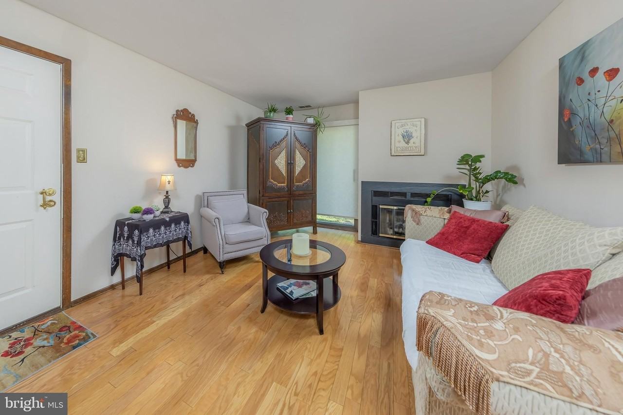 127 Ashton Ct - Photo 6 of 17