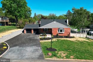 248 Penncrest Dr - Photo 1 of 1