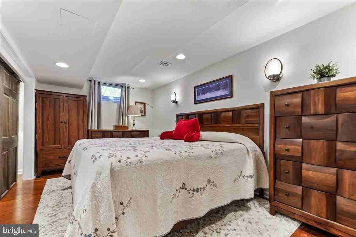 43 N Hawthorne Rd #LL - Photo 7 of 27