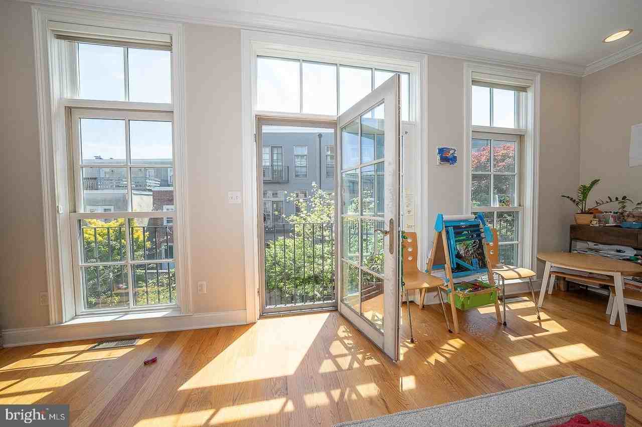 1832 Fairmount Ave - Photo 3 of 29