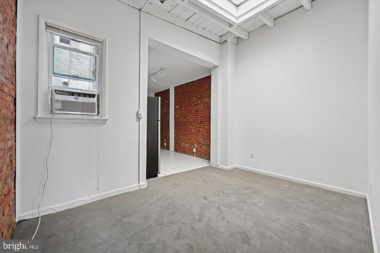 4355 Main St #2 - Photo 7 of 18