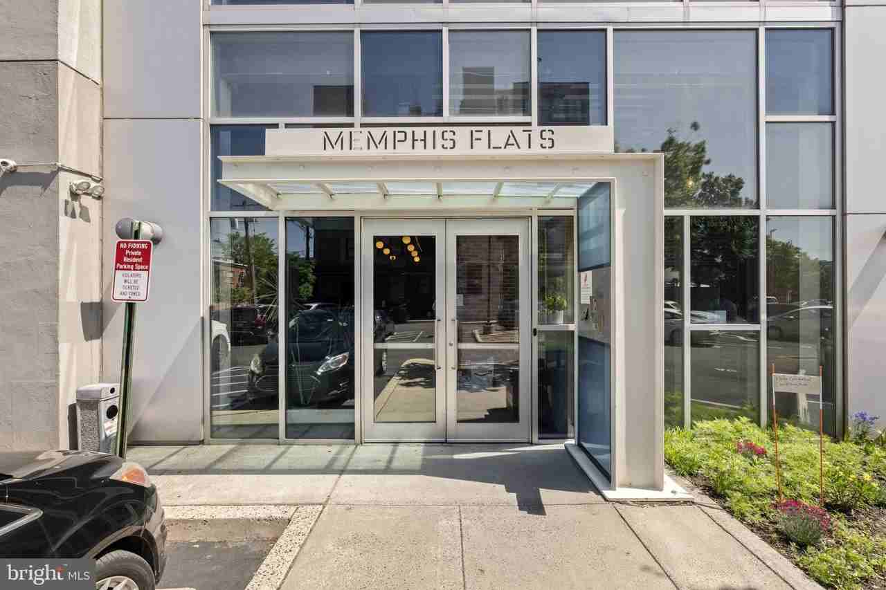 1714 Memphis St #106 - Photo 3 of 34