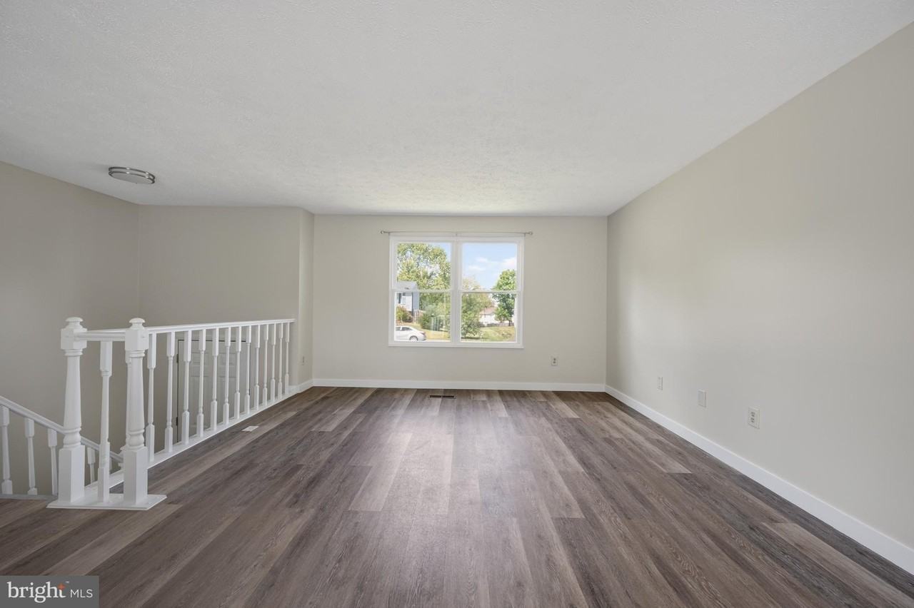 4429 Cub Run Rd - Photo 5 of 50