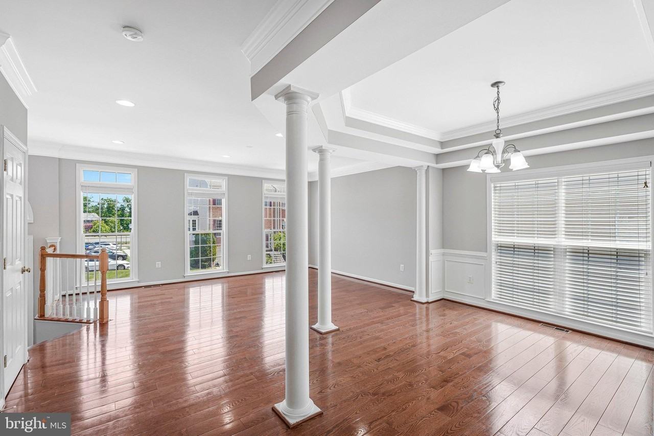 22247 Waterberry Ter - Photo 5 of 42