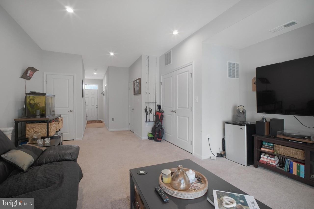 535 View Point Way - Photo 5 of 33