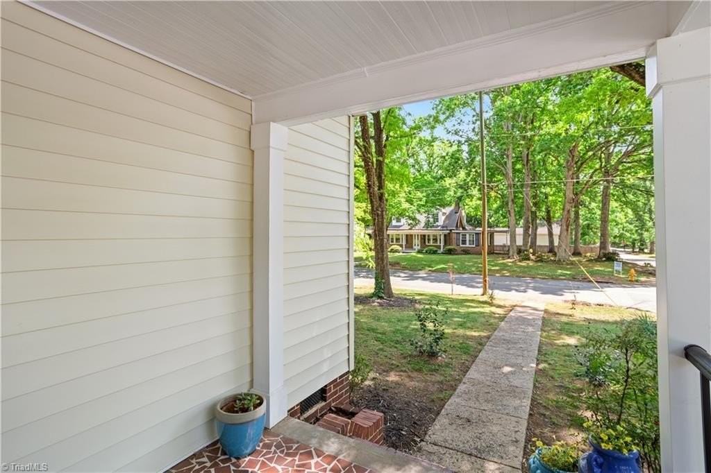 2377 Westfield Ave - Photo 3 of 21
