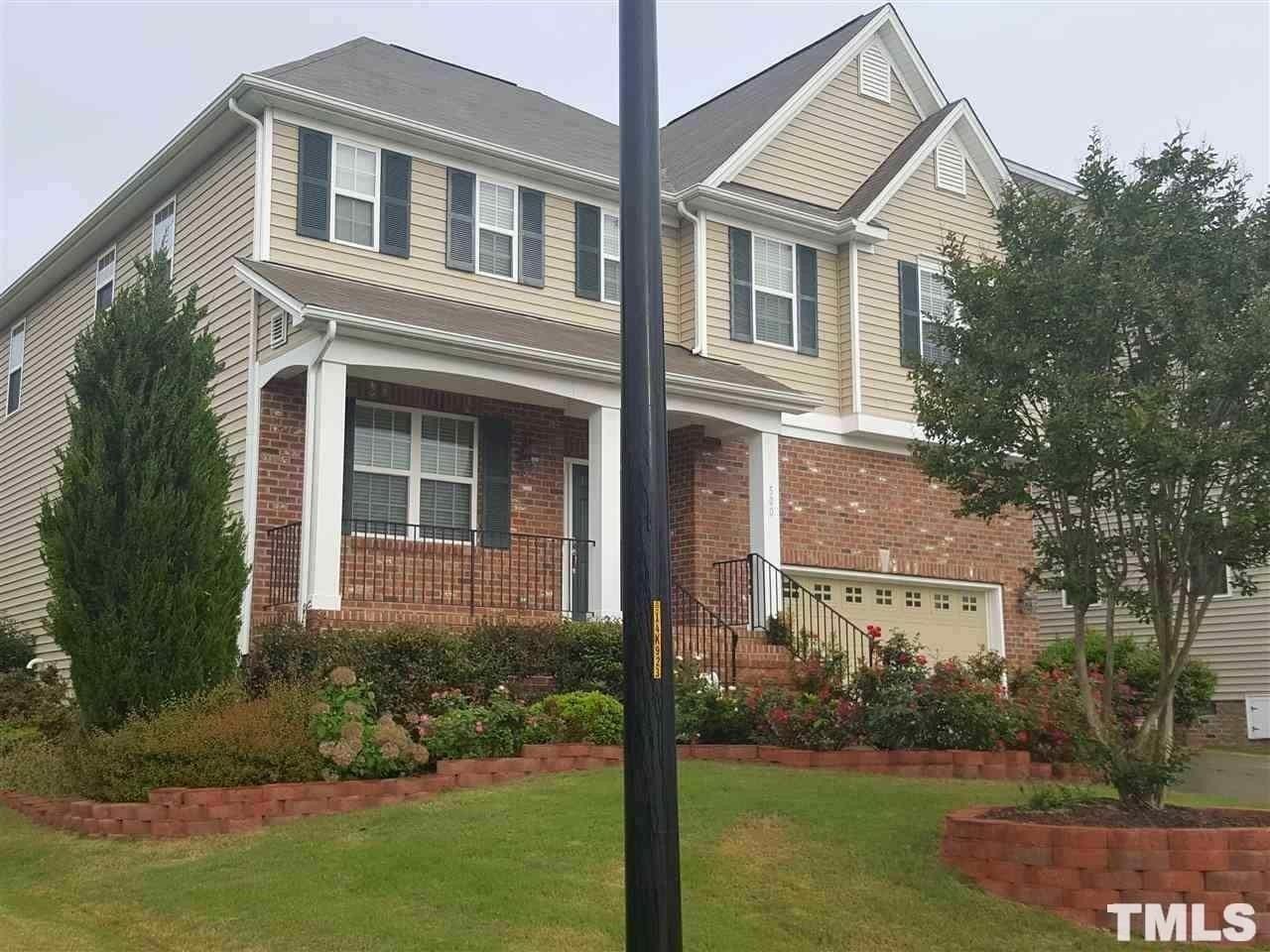 500 Liberty Rose Dr - Photo 2 of 30