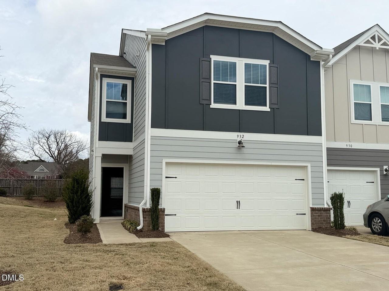 932 Clearhaven Ln - Photo 2 of 42