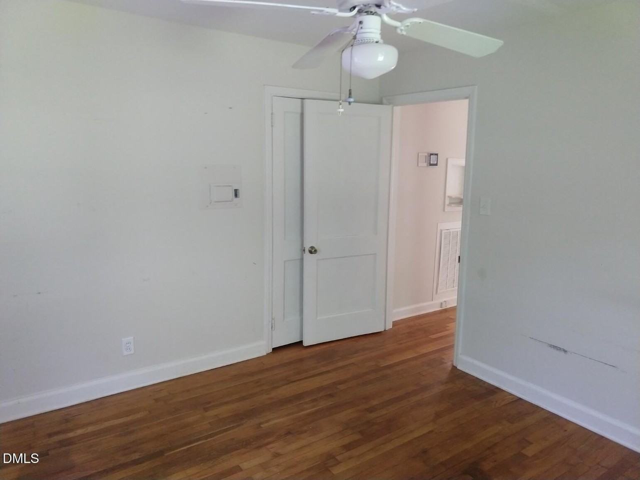 229 Urban Dr - Photo 4 of 17