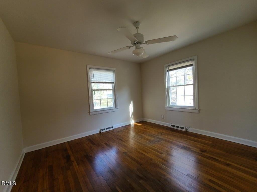 229 Urban Dr - Photo 7 of 17