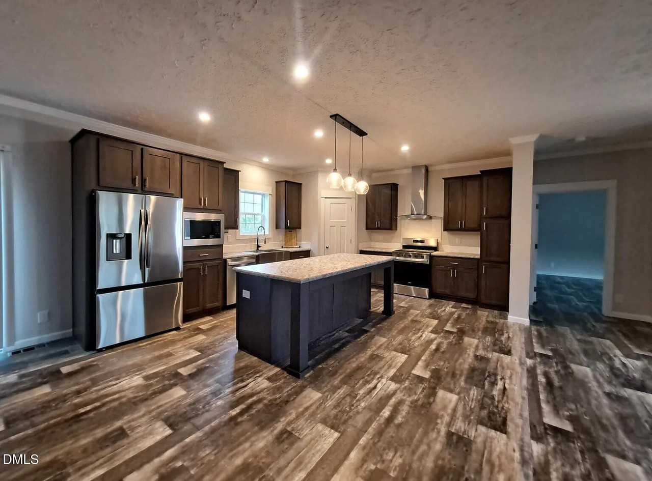 13019 Semper Fi Ln - Photo 5 of 15