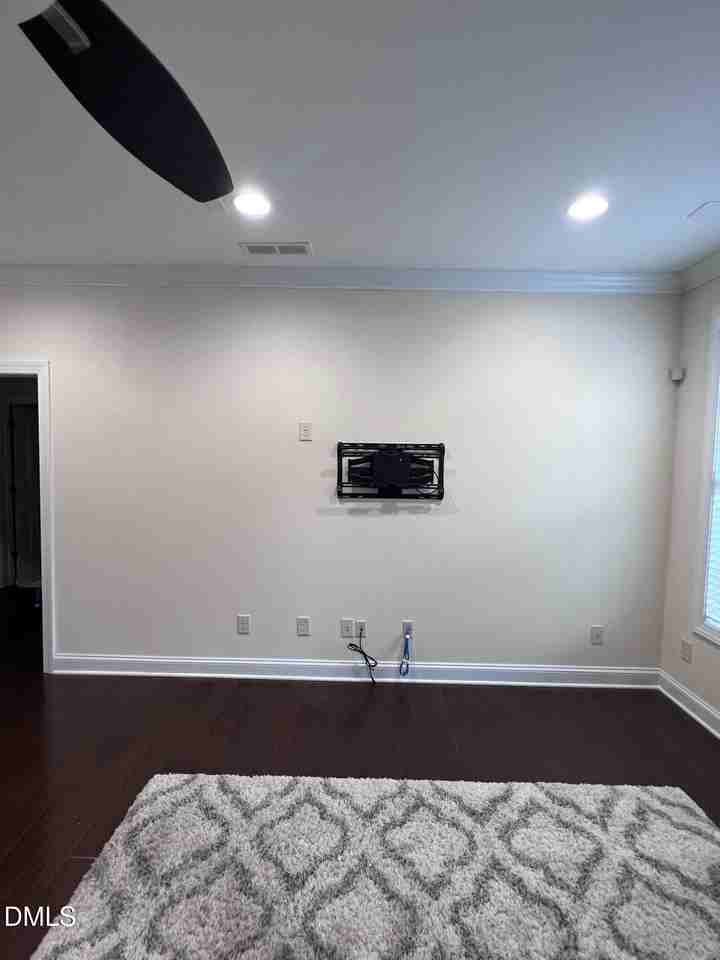 1108 Holland Bend Dr - Photo 4 of 20