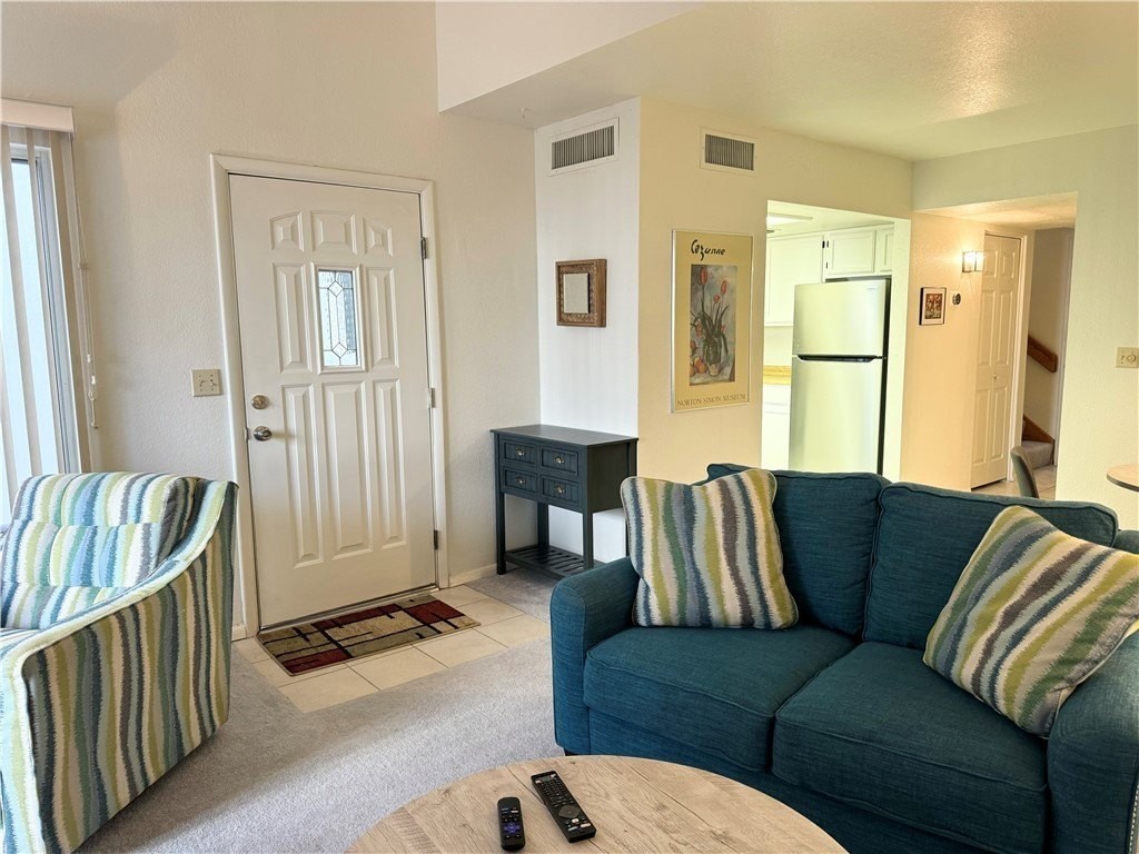 1800 Clubhouse Dr #K90 - Photo 4 of 43